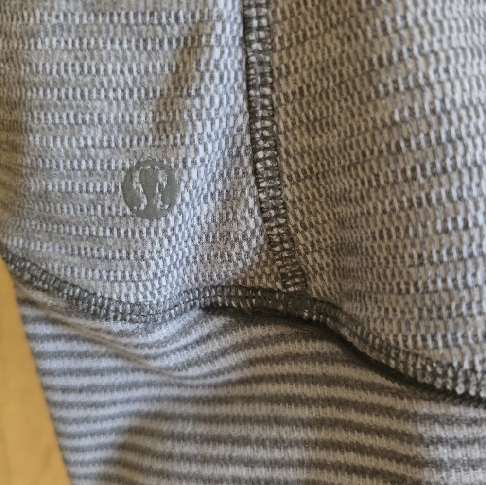 Lululemon Think Fast Pullover Sweatshirt